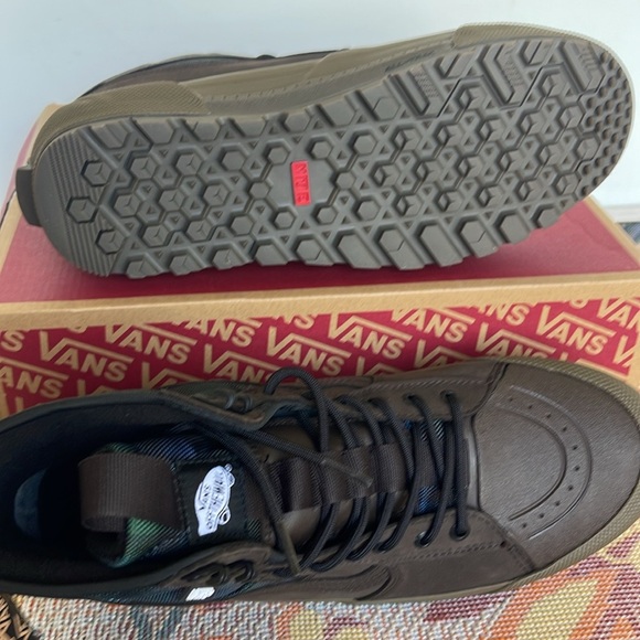 Vans WMNS Sk8-Hi Gore-Tex Mte-3
Tech Plaid Brown/Green
VN0A5111BGS
Boots - Picture 6 of 16